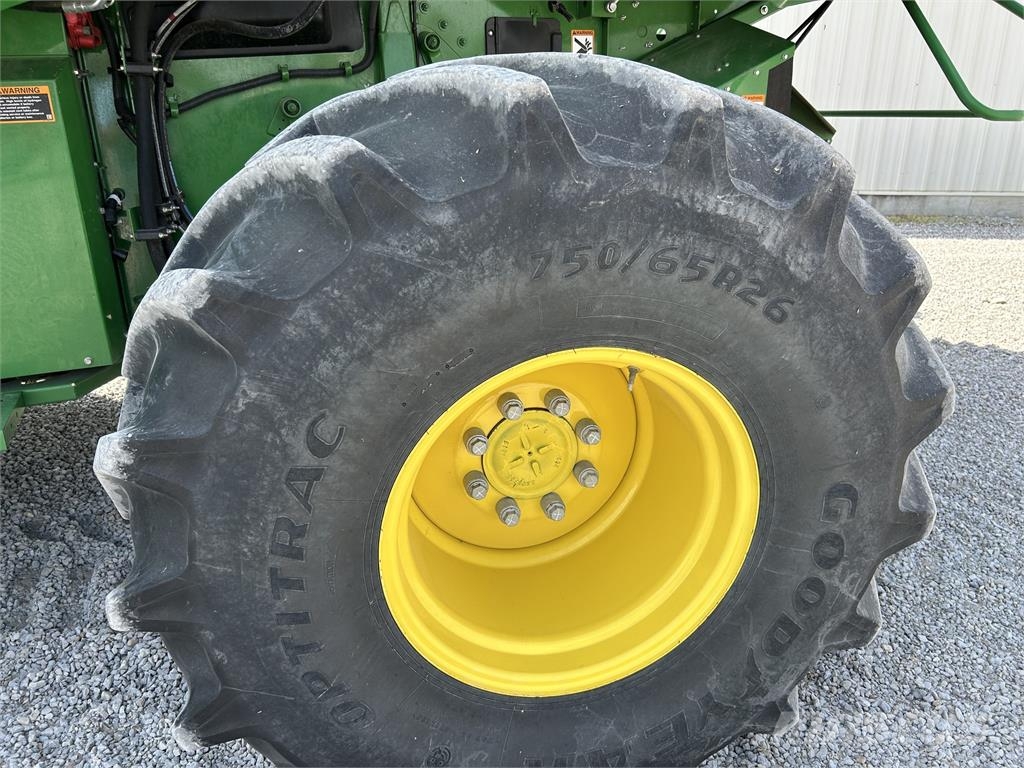 John Deere S790 Mähdrescher