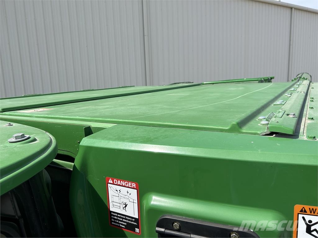 John Deere S790 Mähdrescher