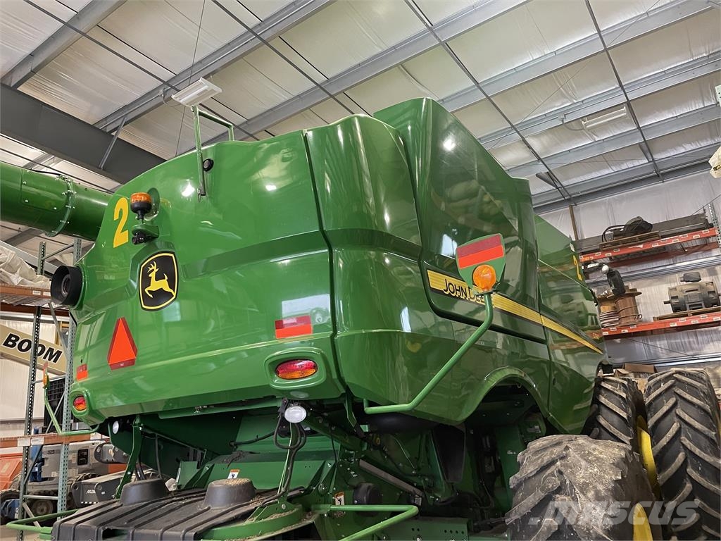 John Deere S790 Mähdrescher
