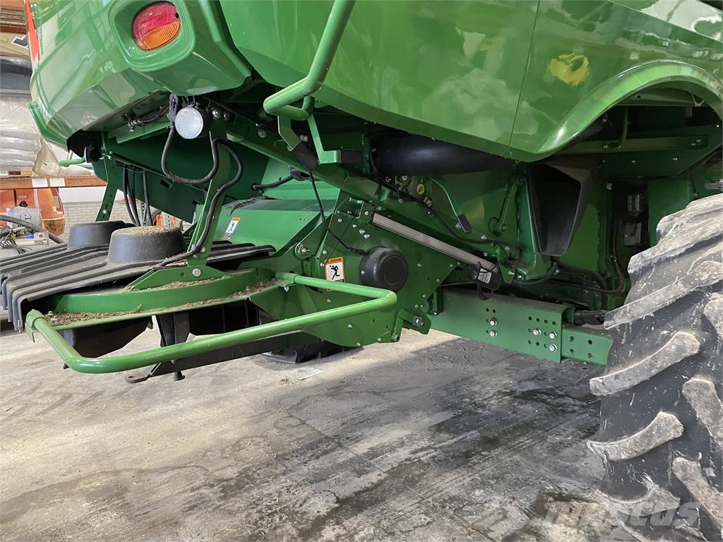 John Deere S790 Mähdrescher