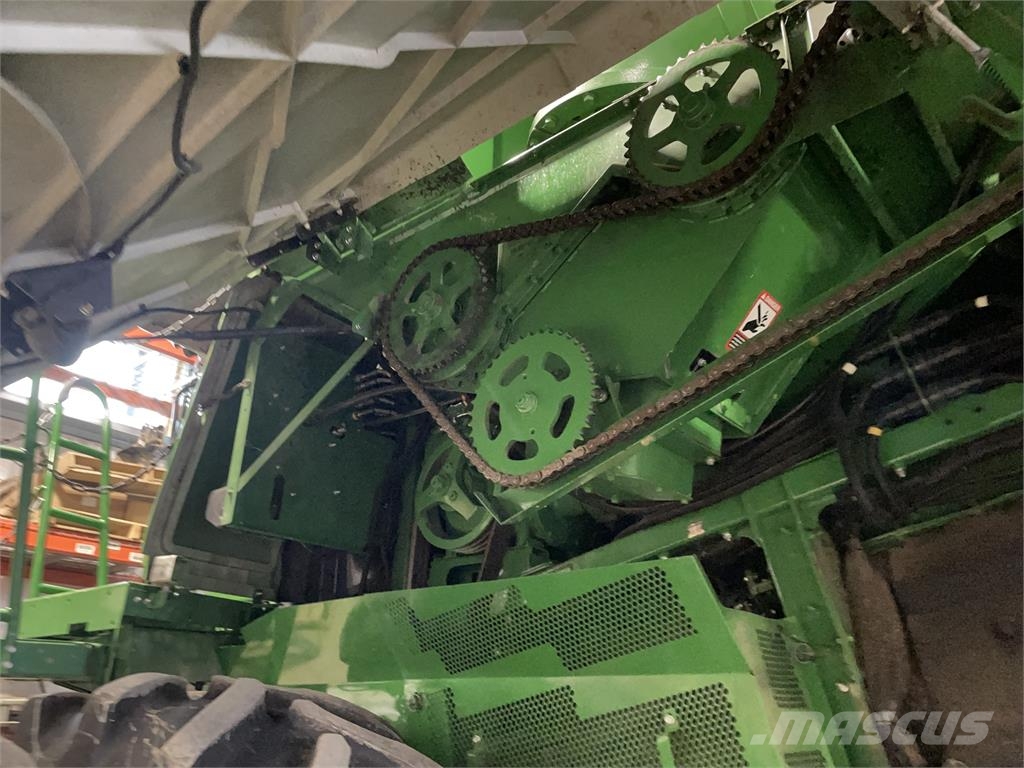 John Deere S790 Mähdrescher