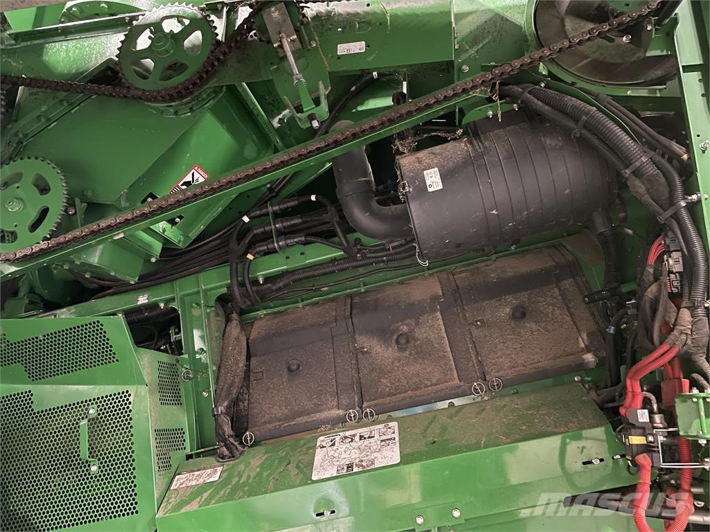 John Deere S790 Mähdrescher