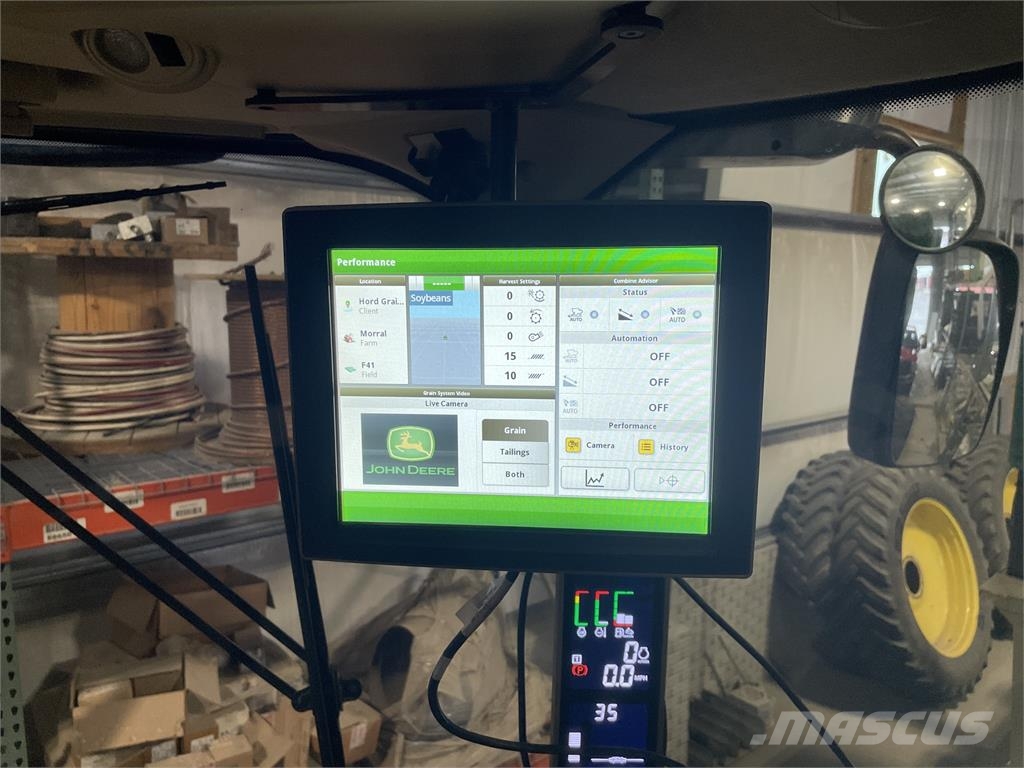 John Deere S790 Mähdrescher
