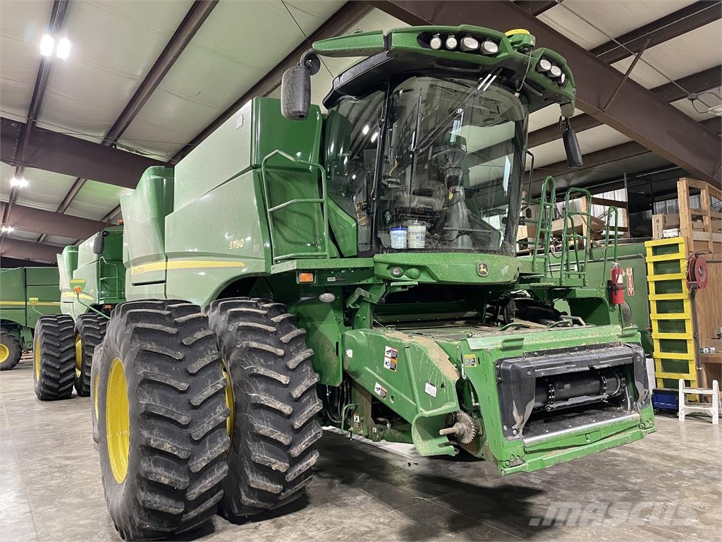 John Deere S790 Mähdrescher