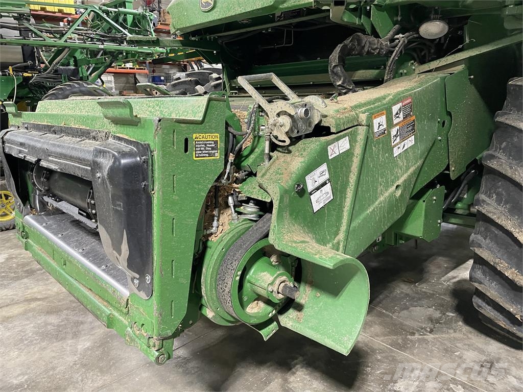 John Deere S790 Mähdrescher