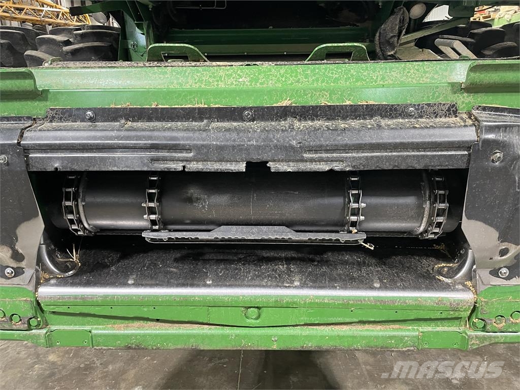 John Deere S790 Mähdrescher