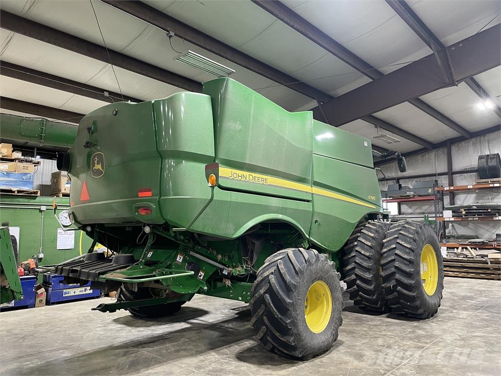 John Deere S790 Mähdrescher