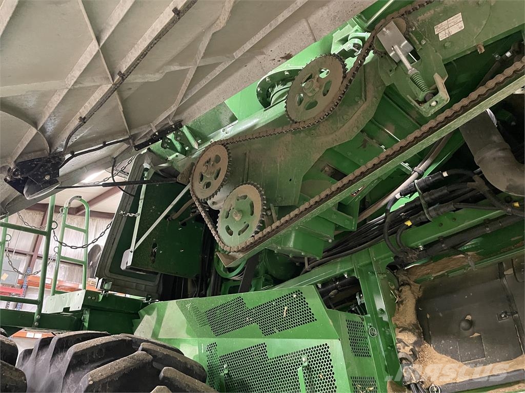 John Deere S790 Mähdrescher