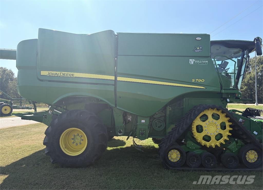 John Deere S790 Mejetærskere