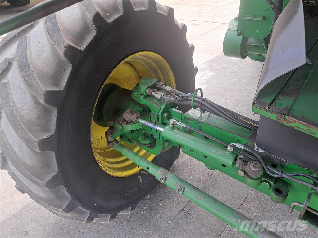 John Deere T560 Teraviljakombainid