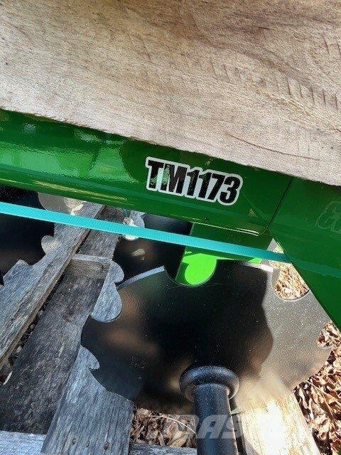 John Deere TANDEM DISC HARROW 82 WIDE Otras máquinas y aperos de labranza