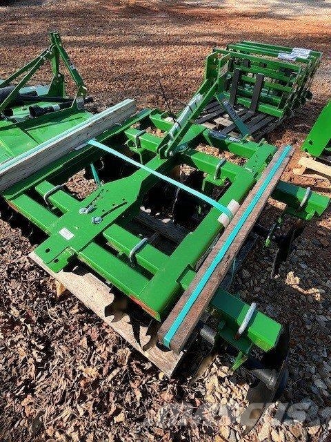 John Deere TANDEM DISC HARROW 82 WIDE Otras máquinas y aperos de labranza