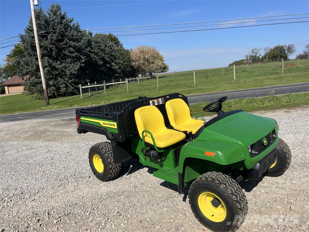 John Deere TX ماكينات منفعة عامة