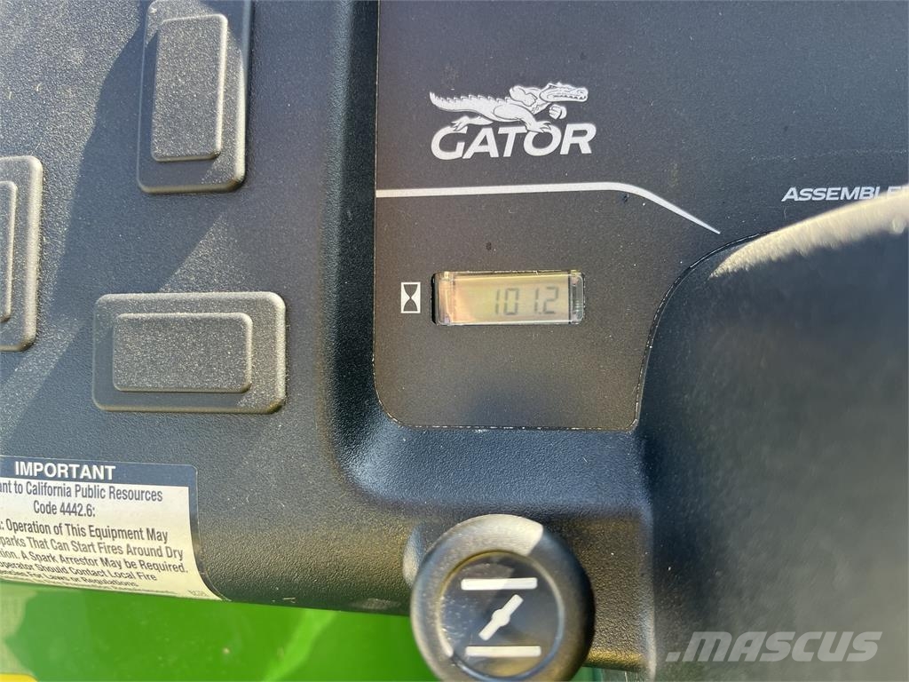 John Deere TX ماكينات منفعة عامة