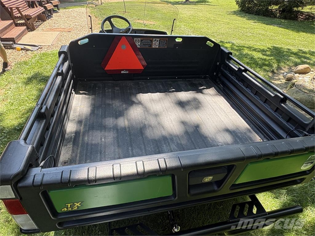 John Deere TX 4X2 Úžitkové vozne