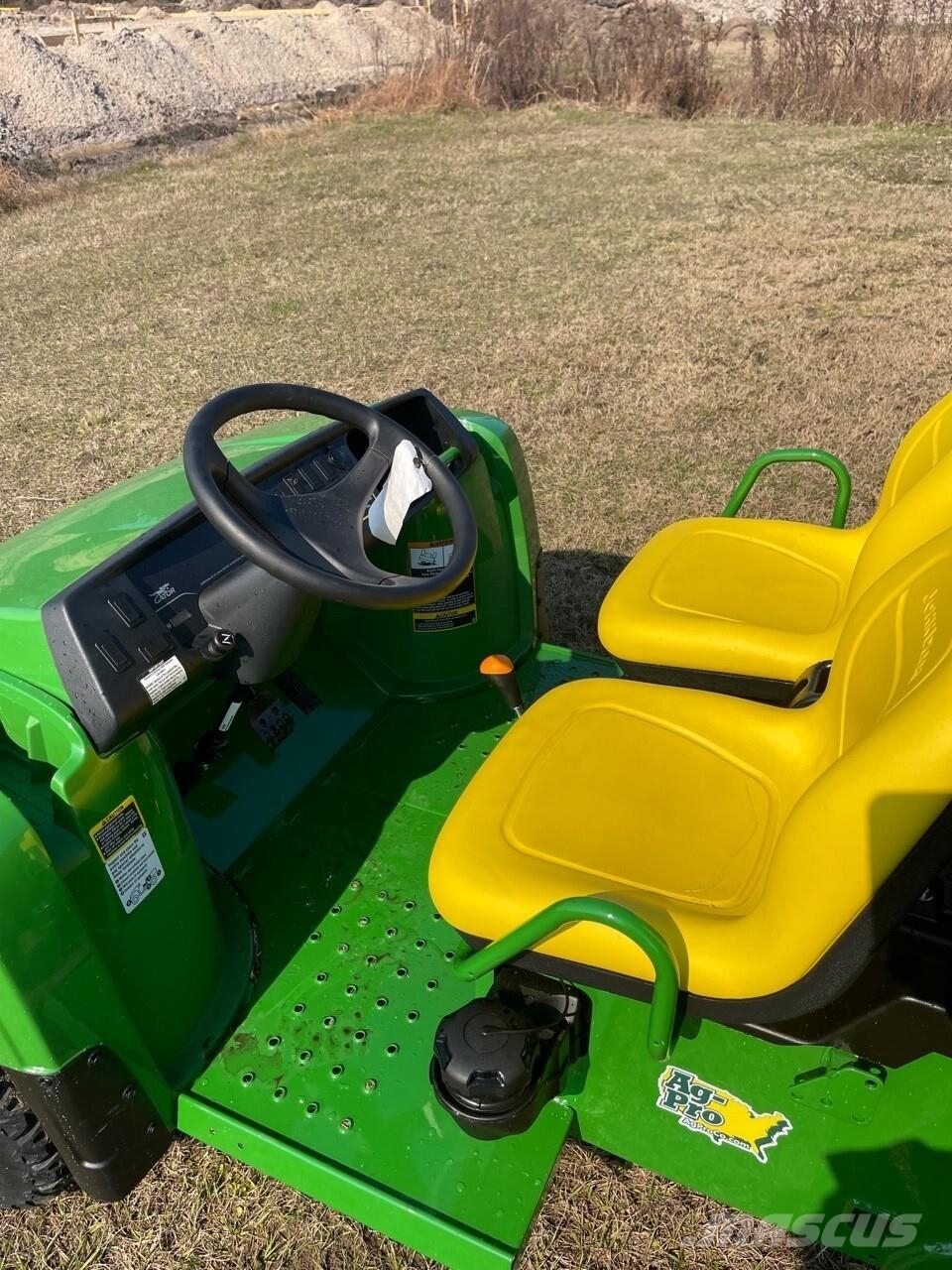 John Deere TX 4X2 Irankiu vezimeliai