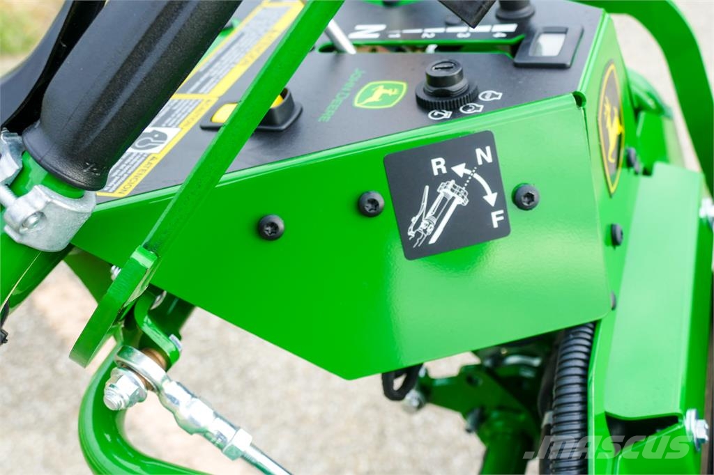 John Deere W48R Walk-behind mowers