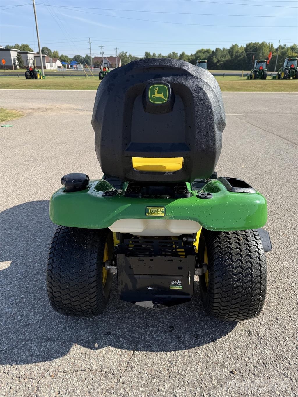 John Deere X300 Päältäajettavat ruohonleikkurit