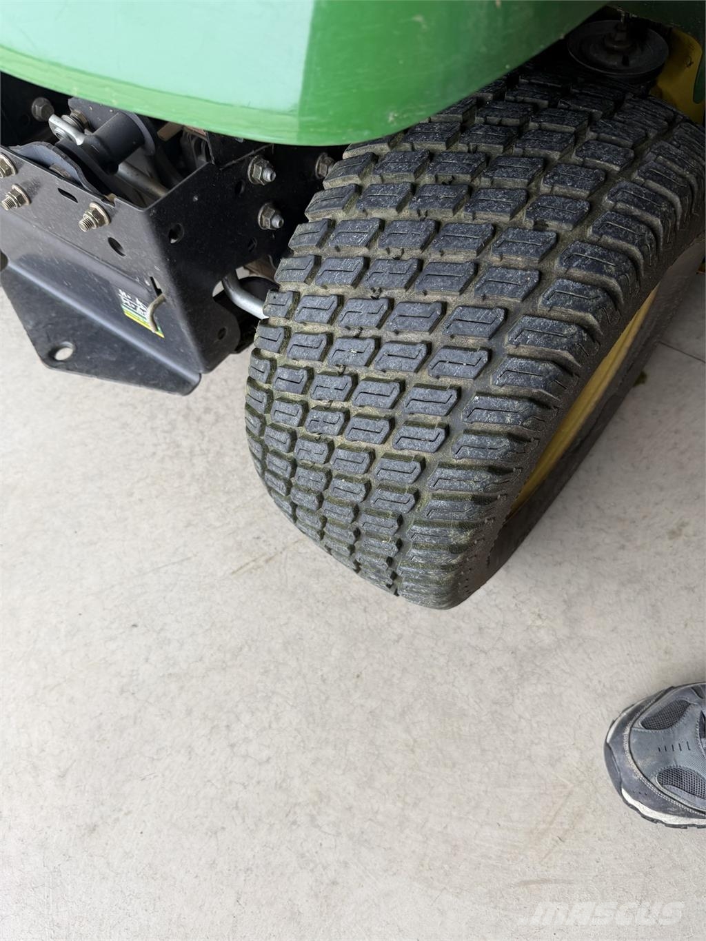 John Deere X304 Reitermäher