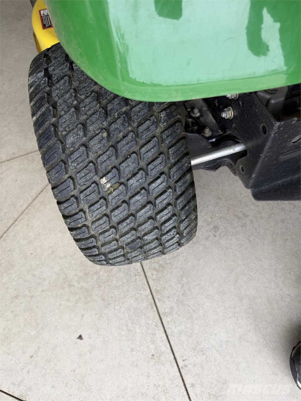 John Deere X304 Reitermäher