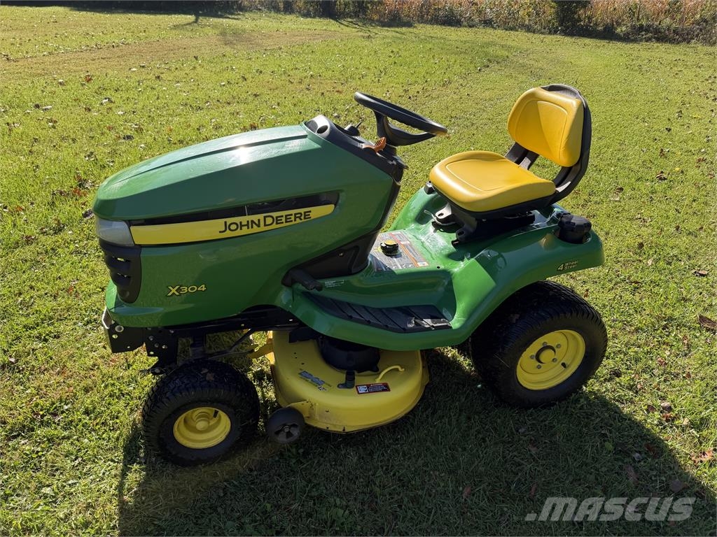 John Deere X304 Reitermäher
