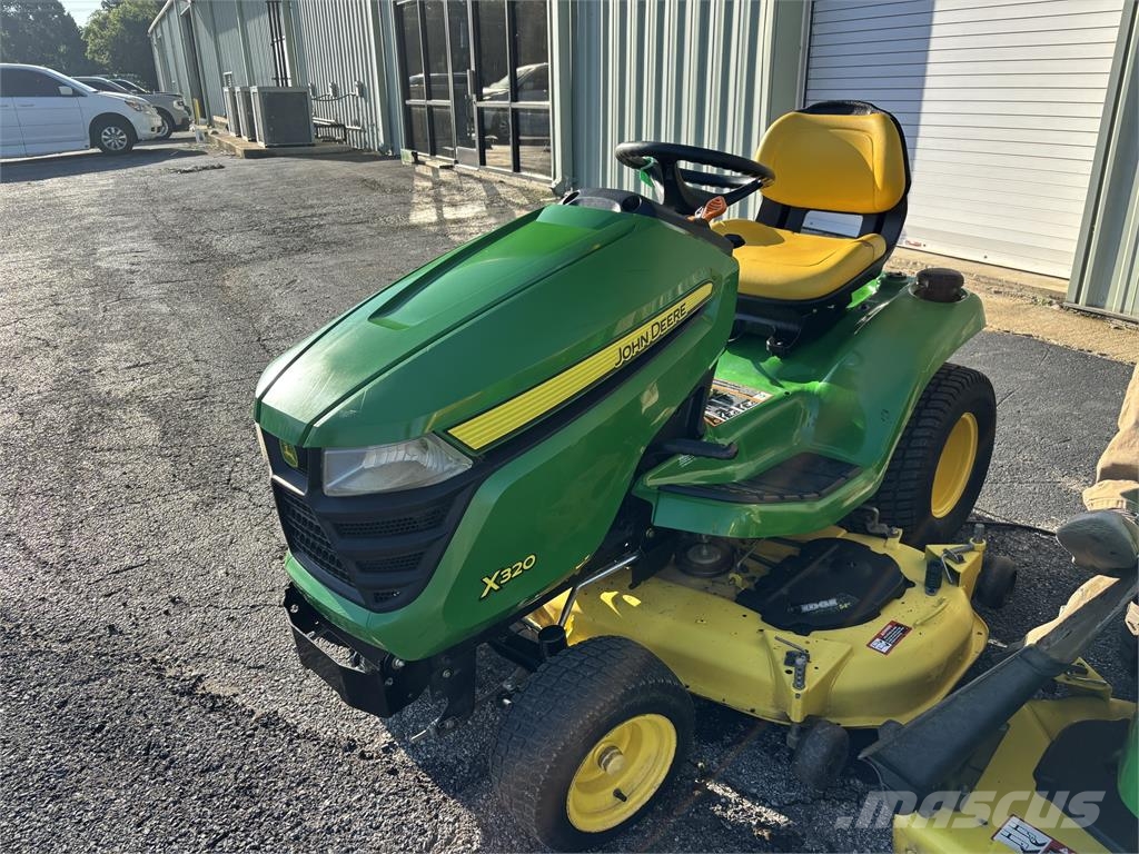 John Deere X320 Tractores corta-césped
