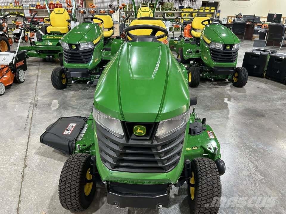 John Deere X330 Micro tracteur