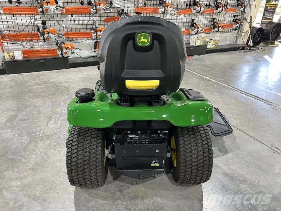 John Deere X330 Micro tracteur