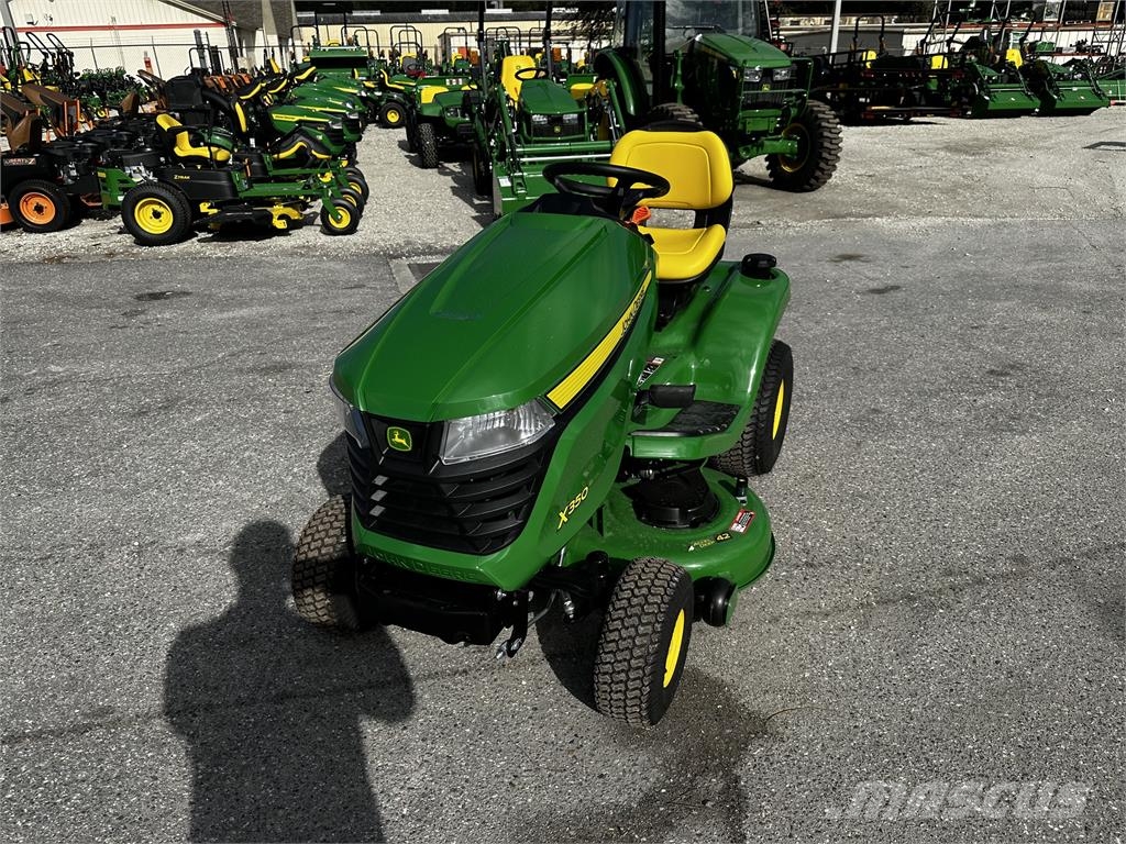 John Deere X350 Kompakt traktorok