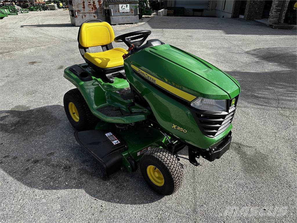 John Deere X350 Kompakt traktorok