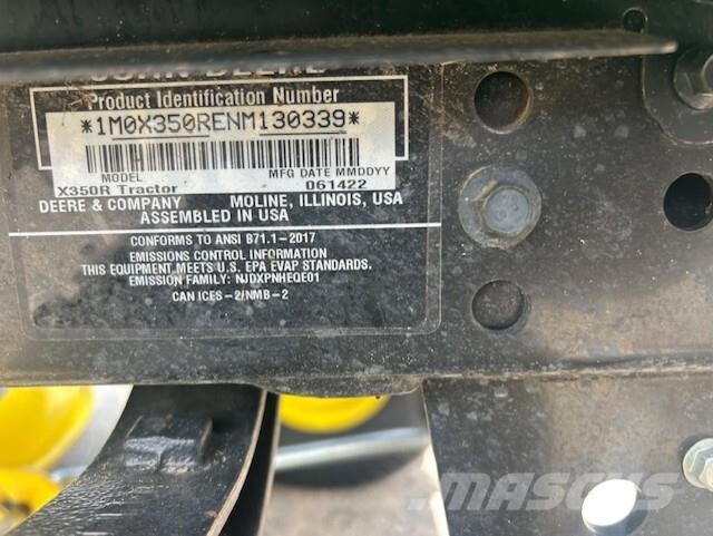 John Deere X350 جرارات مدمجة