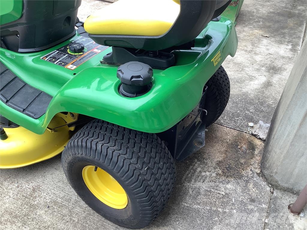 John Deere X350 Traktorske kosilice