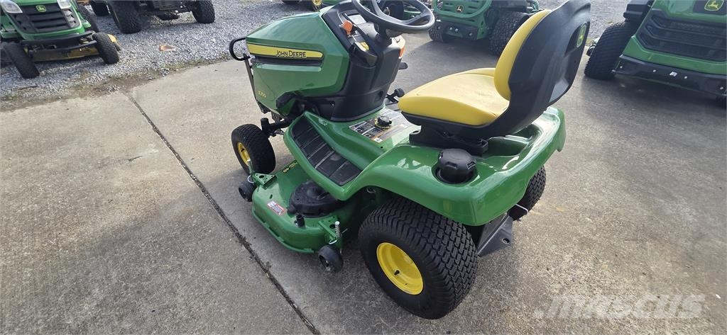 John Deere X350 小型曳引機