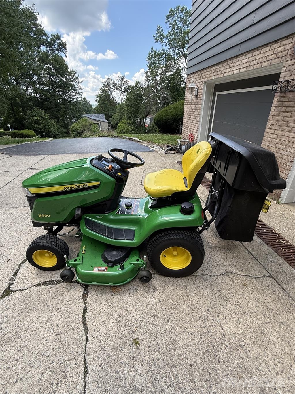 John Deere X380 Micro tracteur