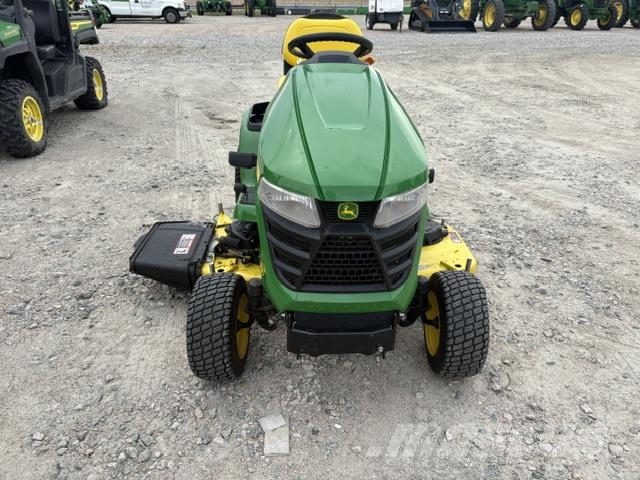 John Deere X380 Traktörler