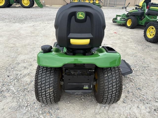 John Deere X380 Traktörler