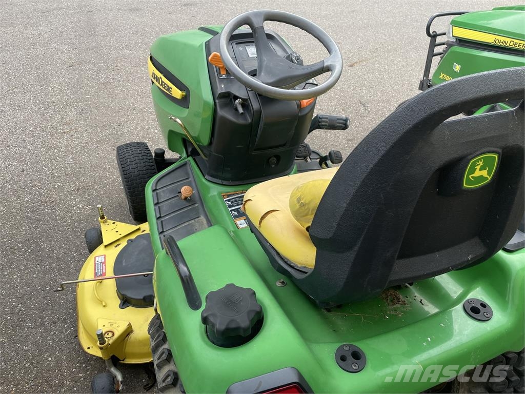 John Deere X540 Päältäajettavat ruohonleikkurit