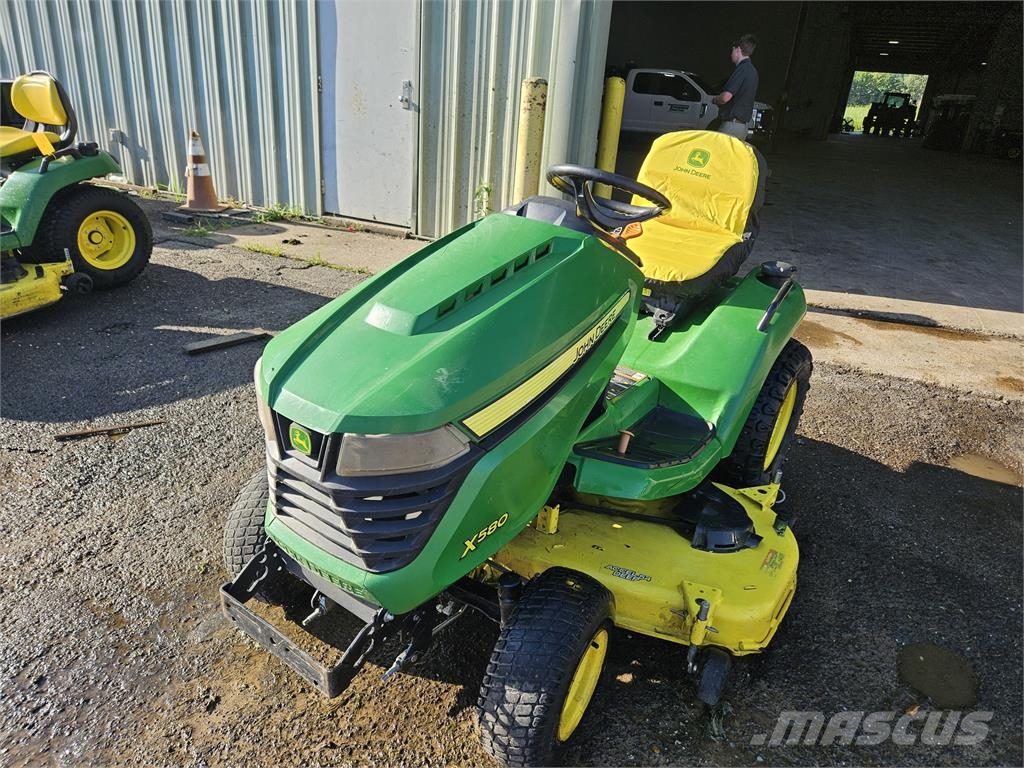 John Deere X580 Kompakttraktorer