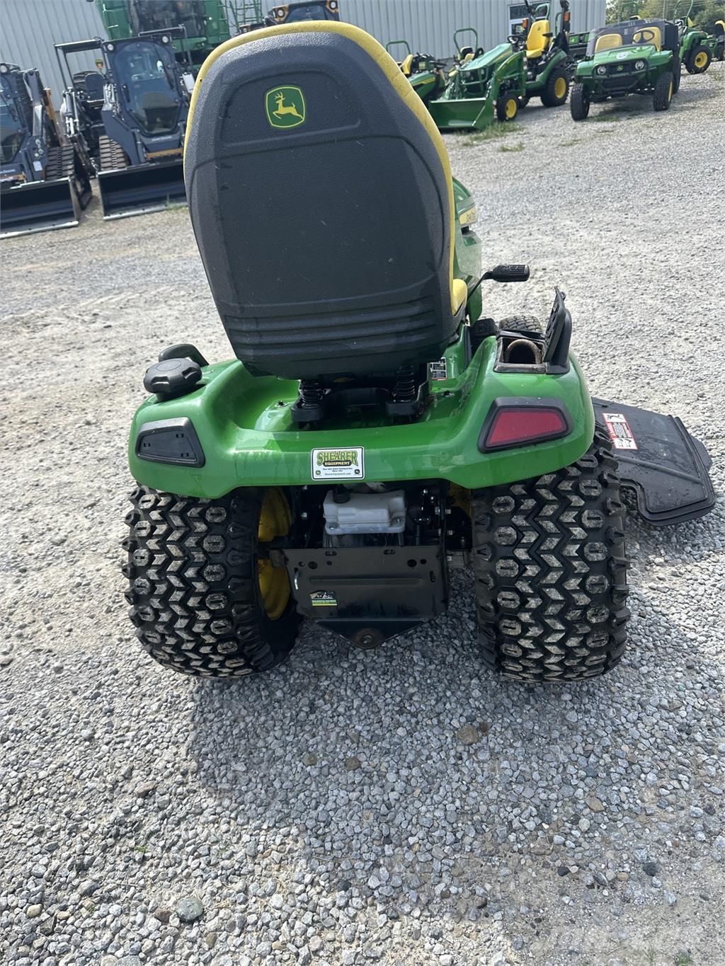 John Deere X590 Трактори