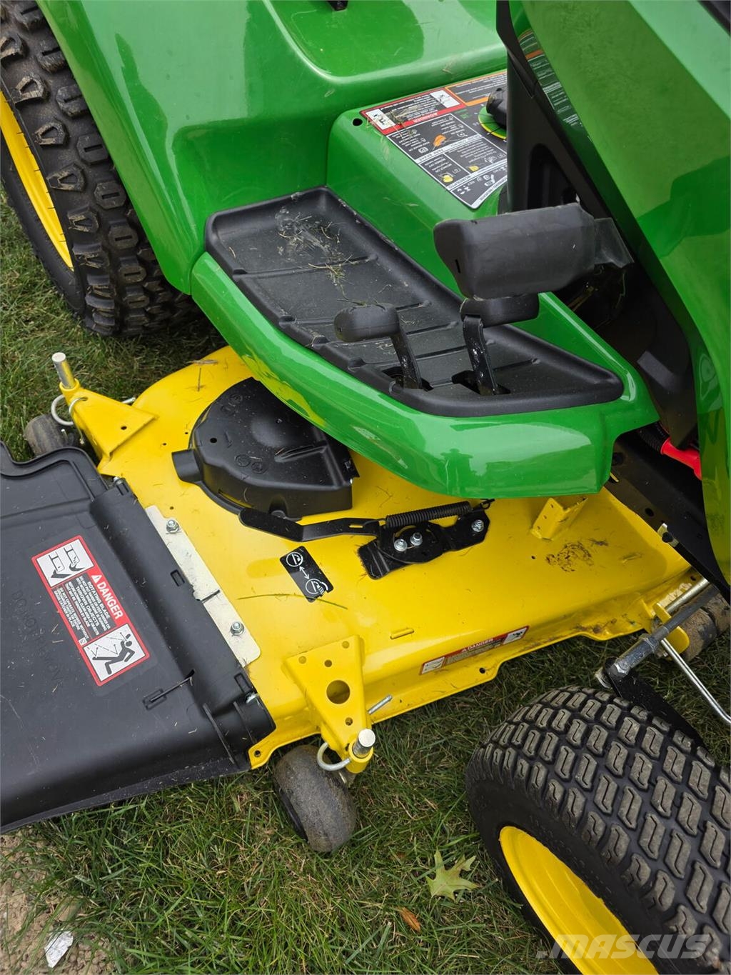 John Deere X590 Kleintraktoren