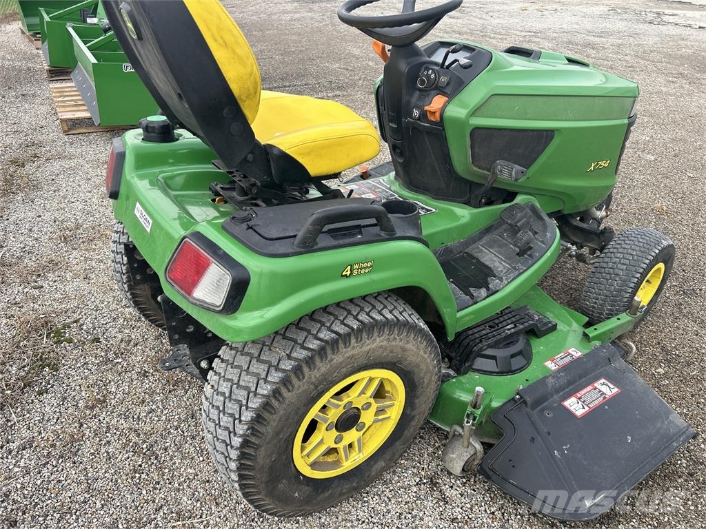 John Deere X754 コンパクトトラクター