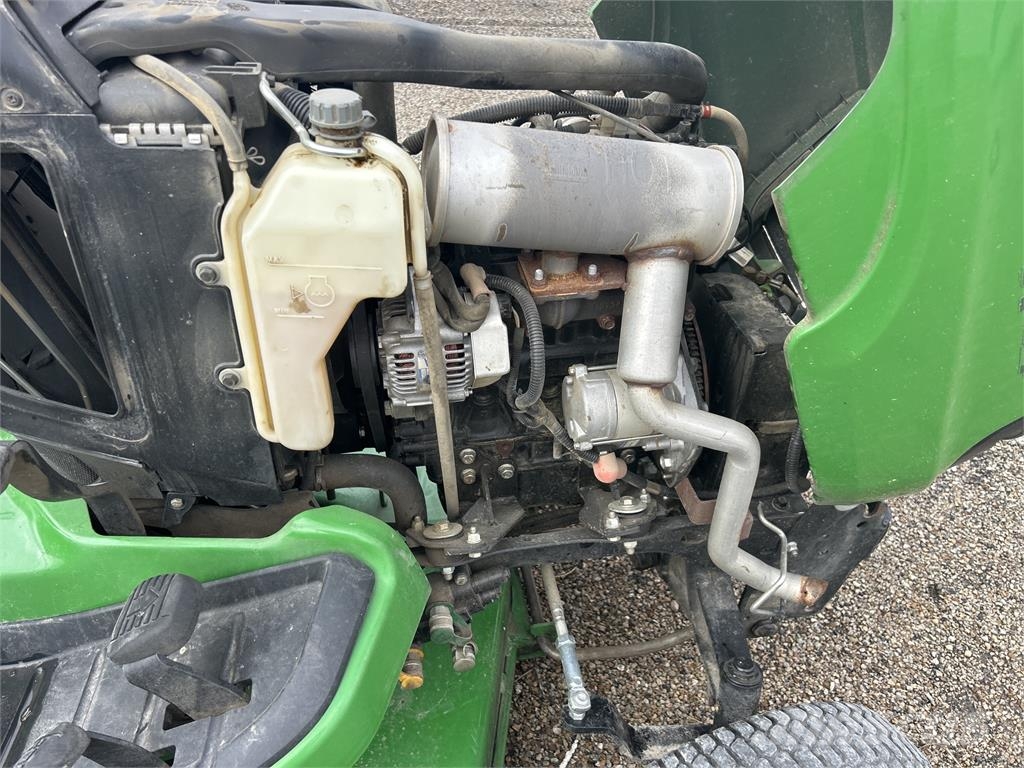 John Deere X754 コンパクトトラクター
