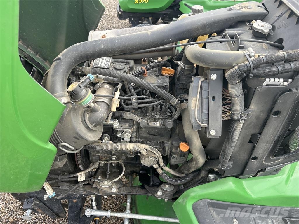 John Deere X754 コンパクトトラクター
