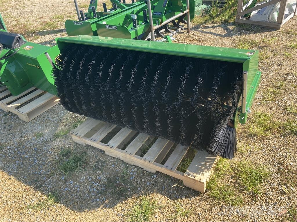 John Deere X758 小型拖拉机