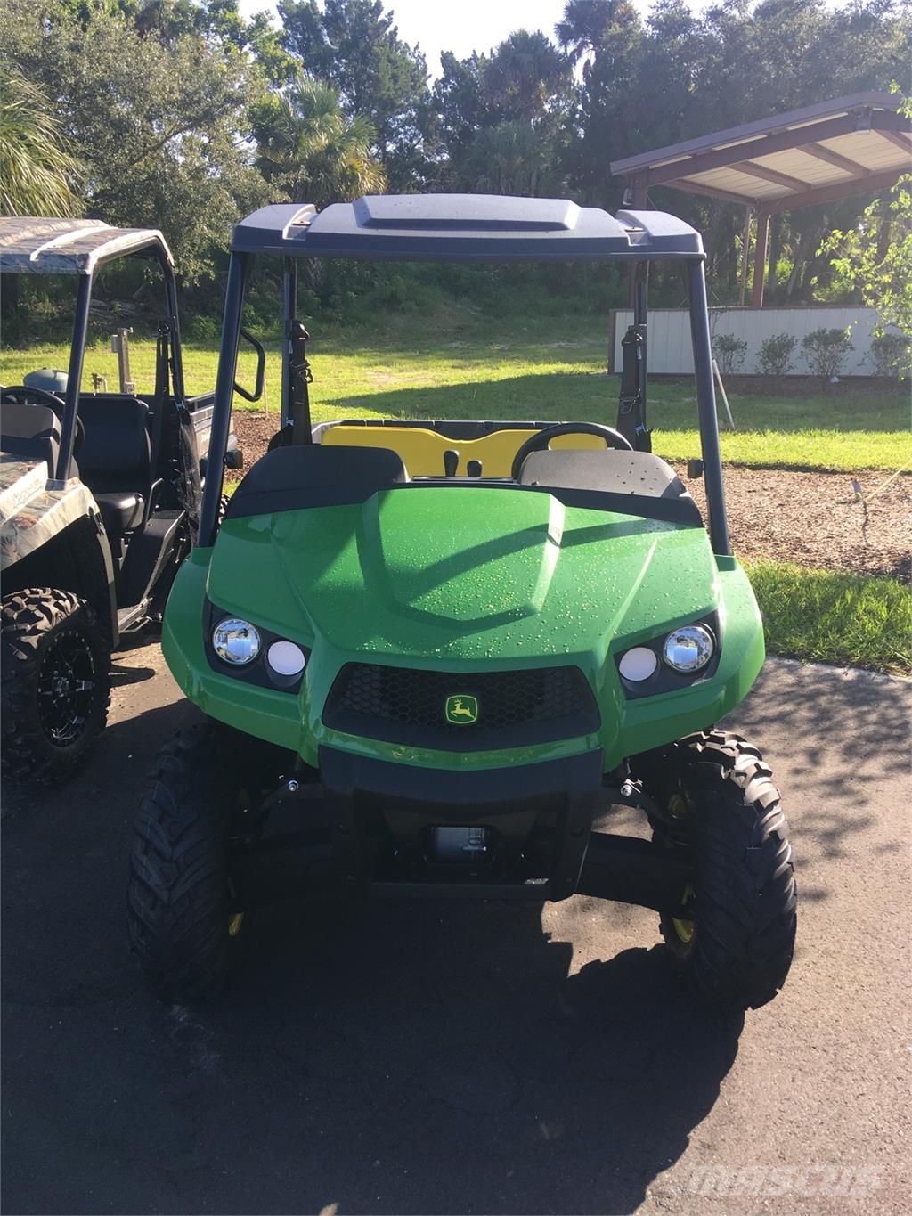 John Deere XUV 560E Utility machines