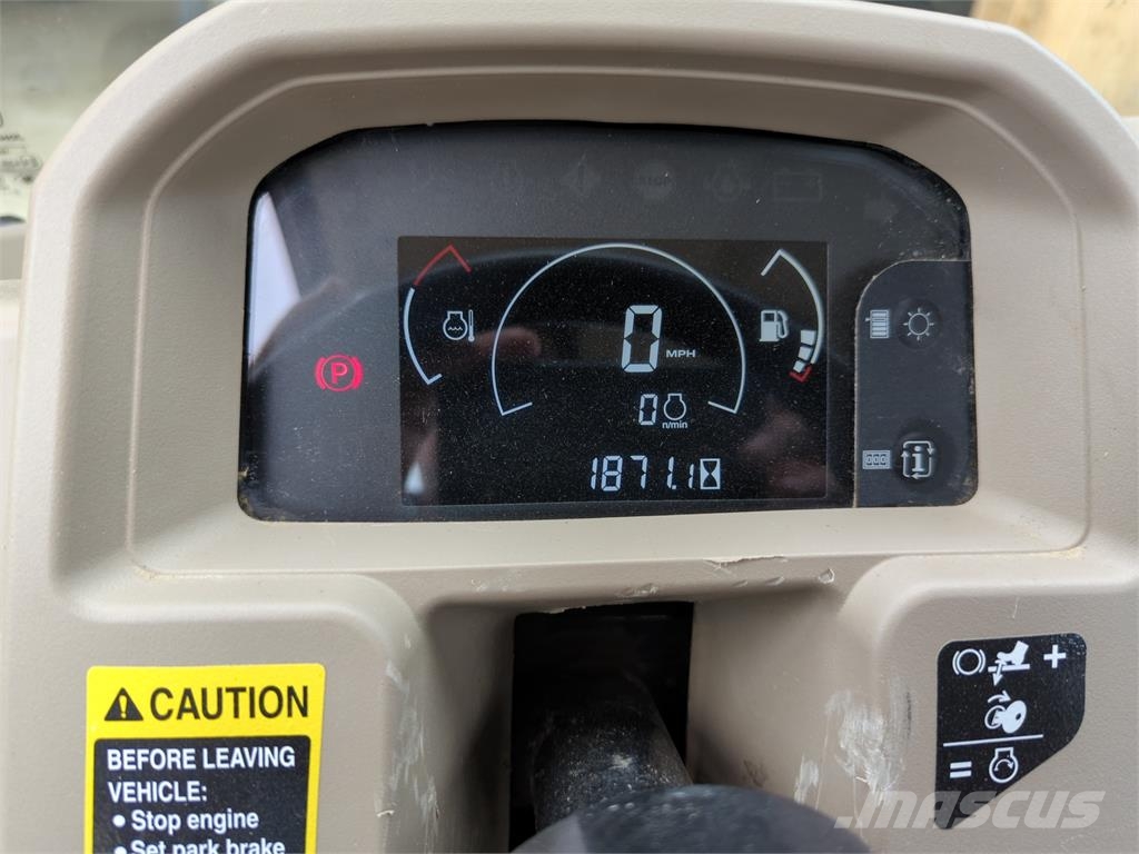 John Deere XUV 835R Pomoćne mašine