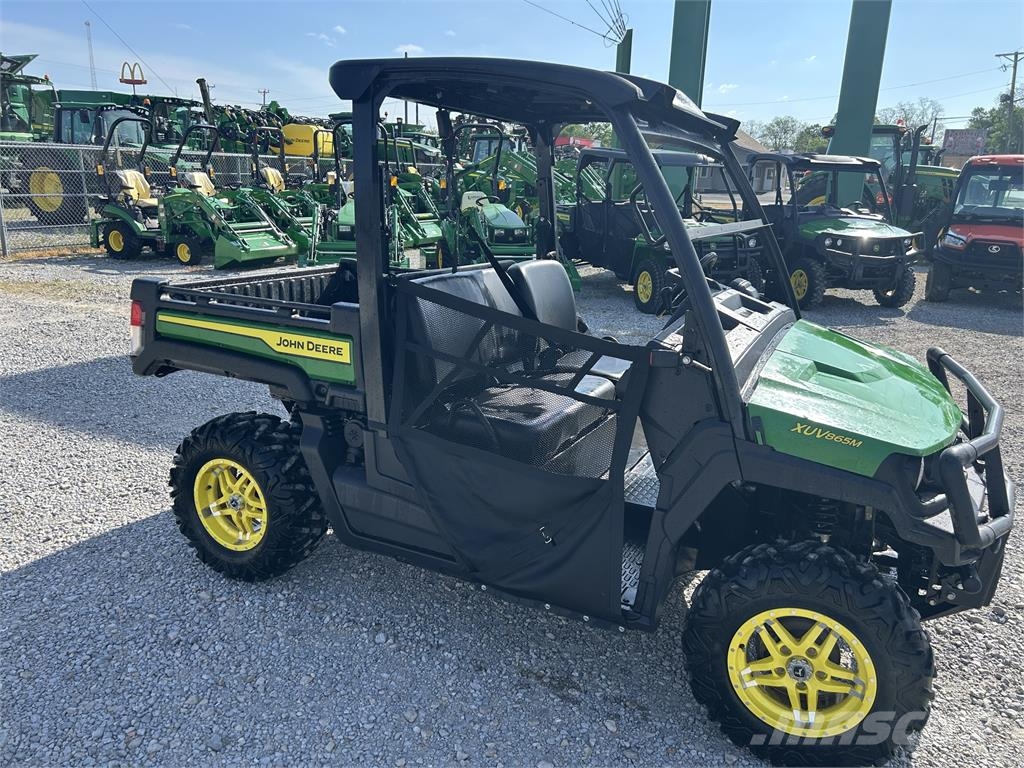 John Deere XUV 865M Redskapsbærere