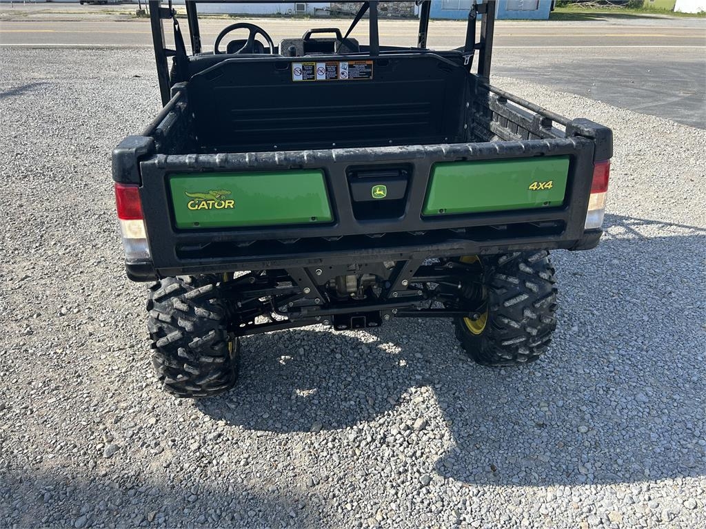 John Deere XUV 865M Redskapsbærere