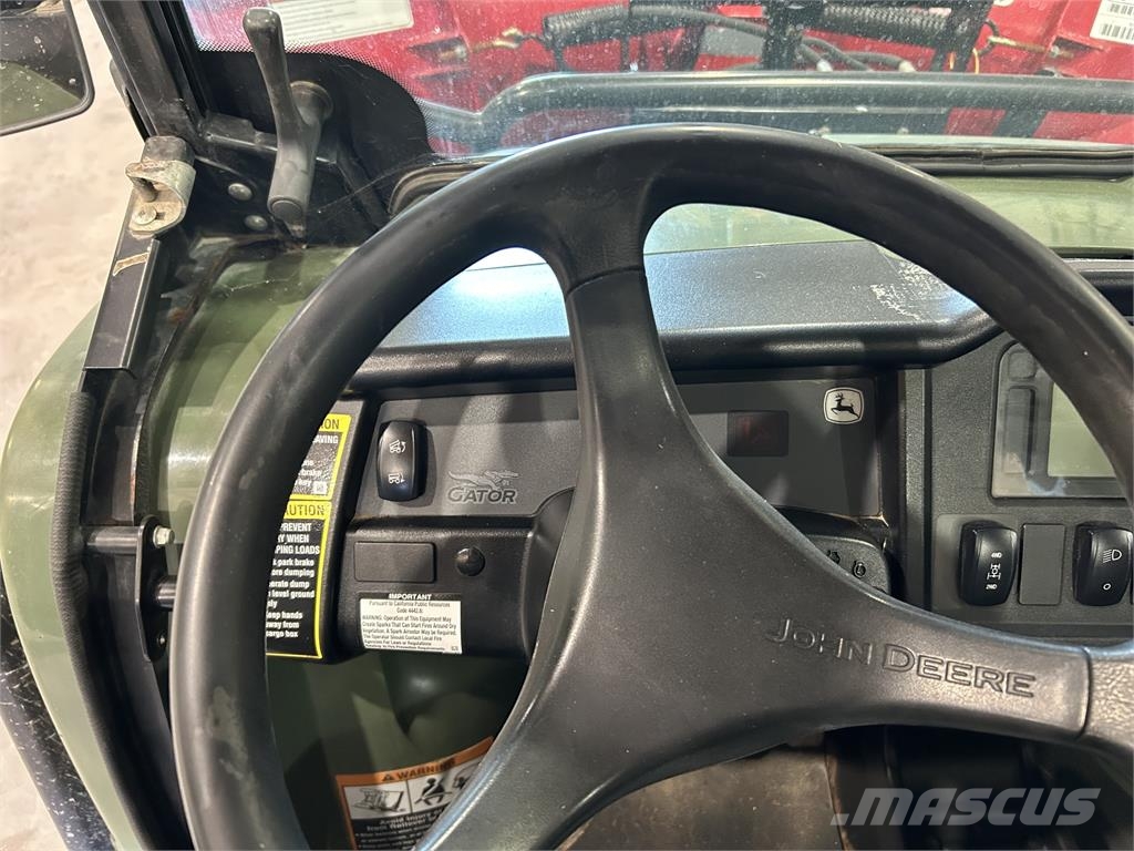 John Deere XUV 825i Power Steering Veicoli utilitari