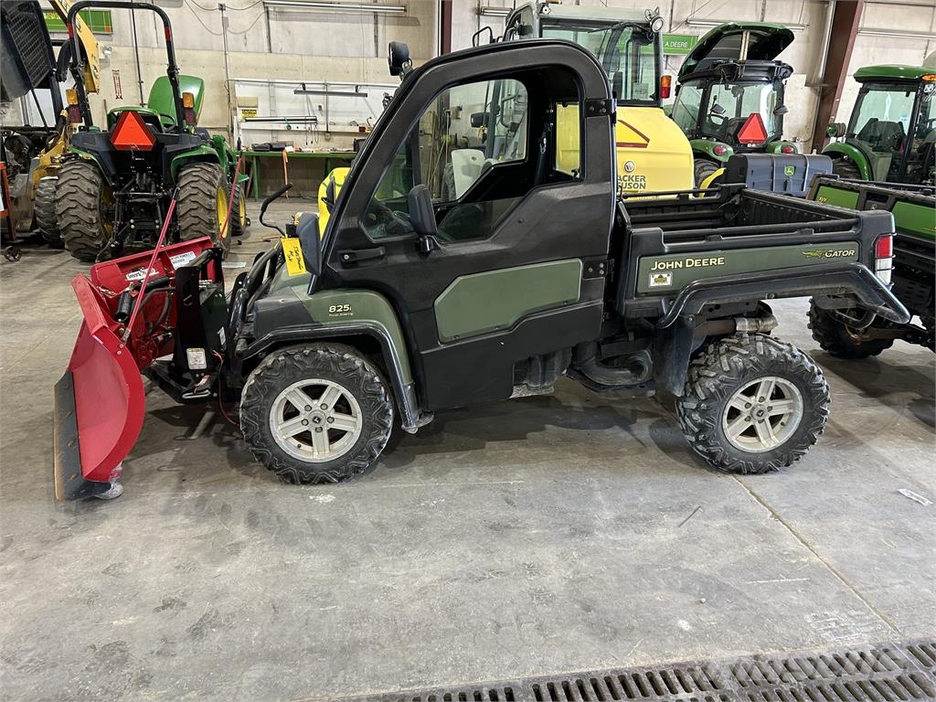 John Deere XUV 825i Power Steering Veicoli utilitari